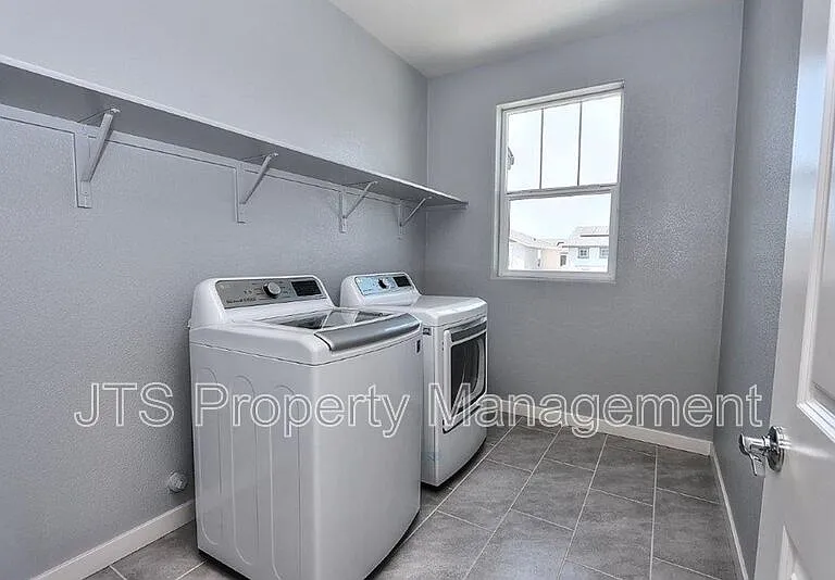 2683 Alcove Way — Photo 31