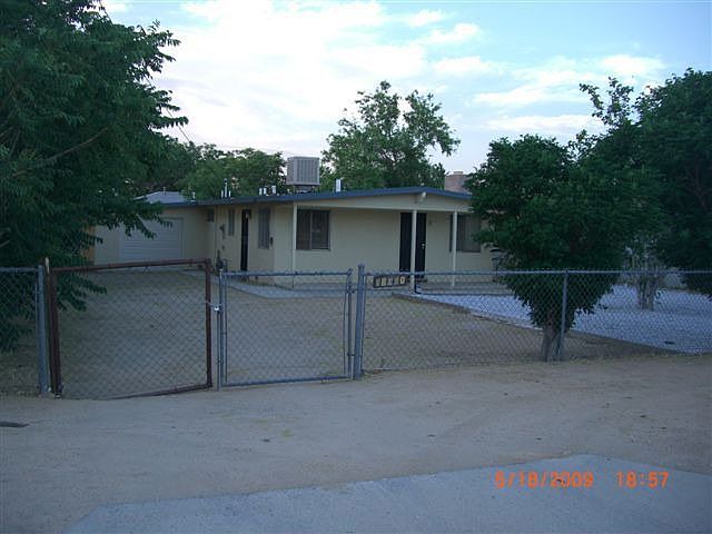 2nd image of 16170 Lorene Dr