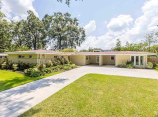 8632 Forest Hill Dr, Baton Rouge, LA 70809