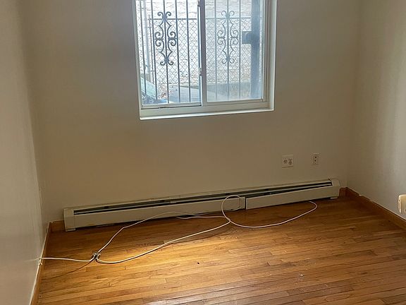 4th image of 3935 De Reimer Ave #1