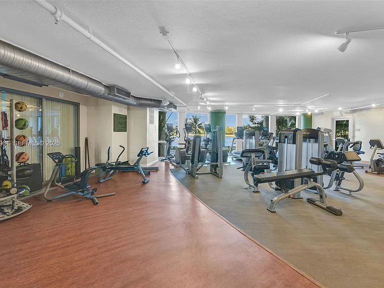 2681 N Flamingo Rd #1903S — Photo 40