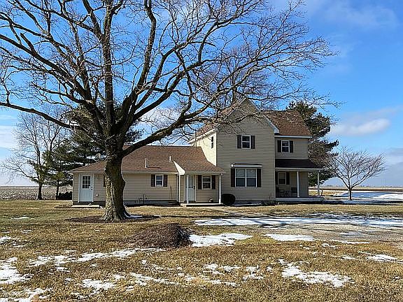 3rd image of 1255 E County Road 1450 N