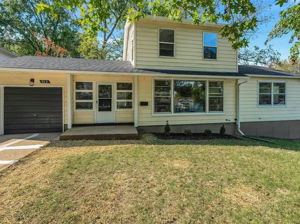 9631 Radio Dr, Saint Louis, MO 63123