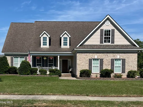 2841 Laurie Meadows Way, Winterville, NC 28590