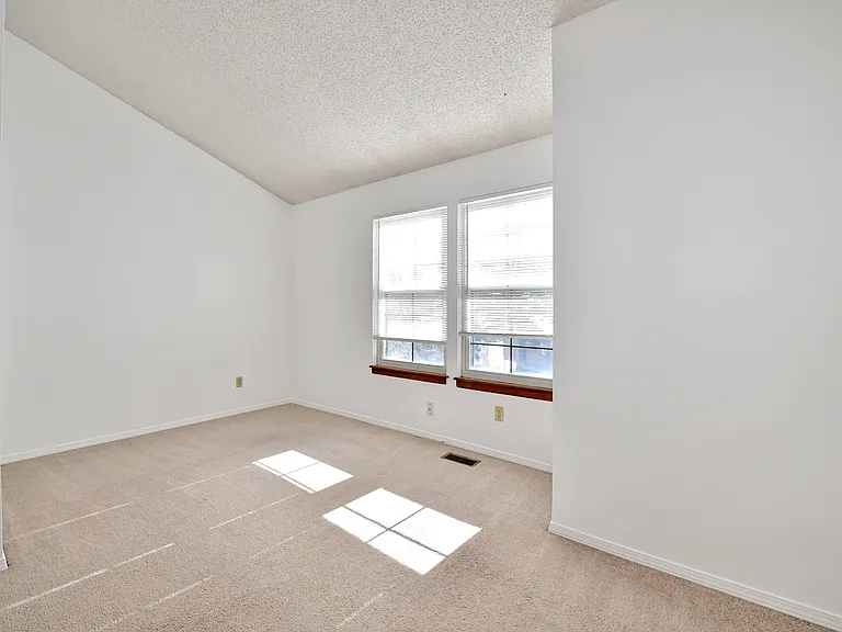 6615 Warbler Ln — Photo 2