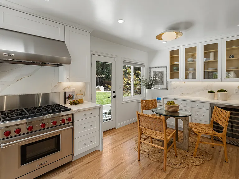 510 Foothill Ave — Photo 17