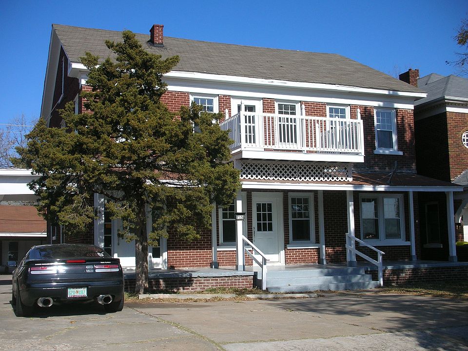 Front - 715 B downstairs