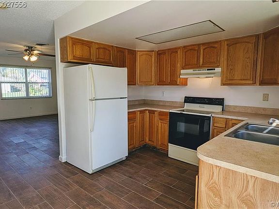 2nd image of 2447 NW Holiday Ct
