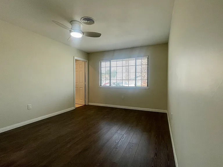 42900 Texas Ave — Photo 14