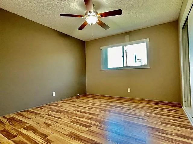 2964 Peppertree Ln — Photo 12