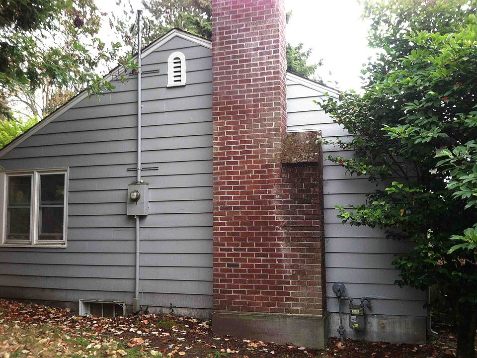 2nd image of 7036 27th Ave NE