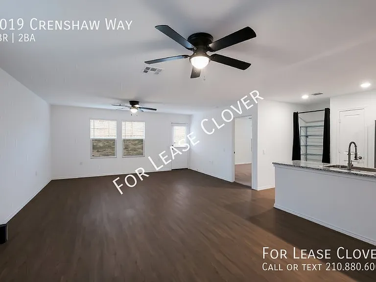 1019 Crenshaw Way — Photo 5
