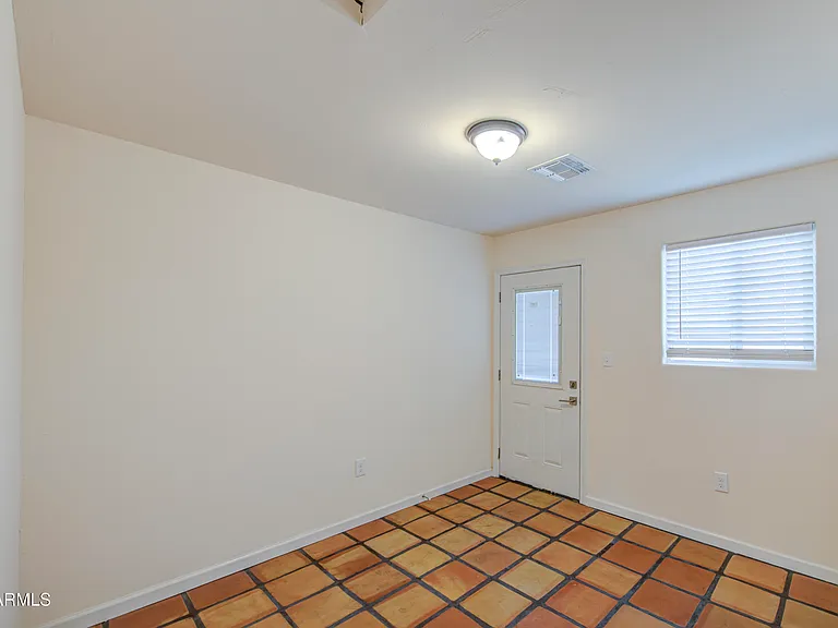 10345 N 90th Ave — Photo 3