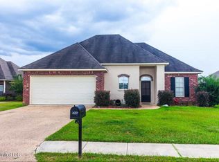 322 Red Cedar Dr, Brandon, MS 39047