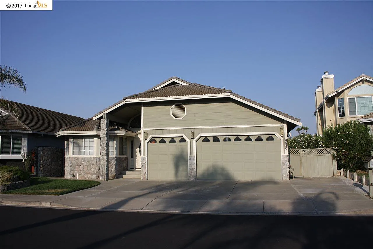 2020 Windward Point photo 1
