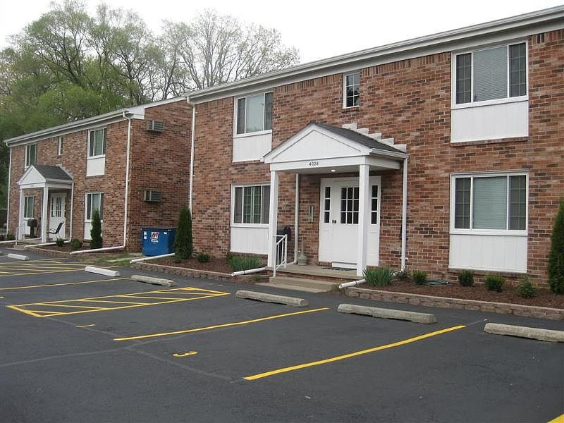 1st image of 4030 Elmhurst Rd