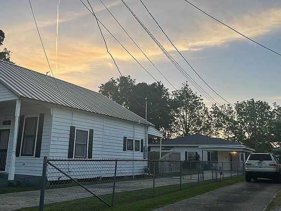 Side Property View 
