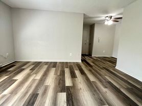 Cedar Crest Apartments