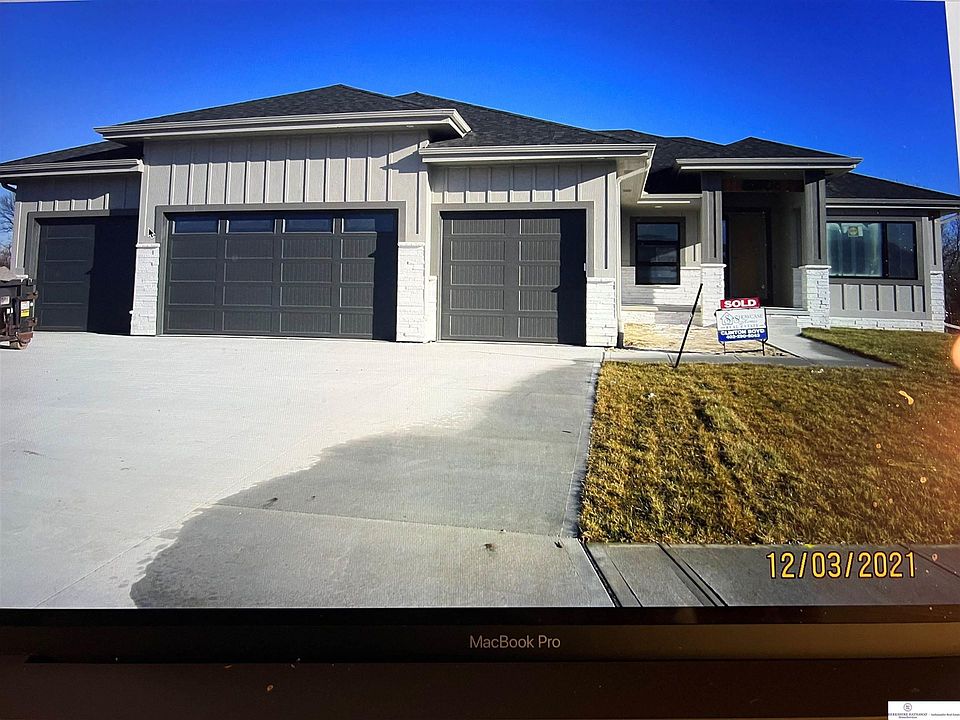 1st image of 5401 N 208th Ave