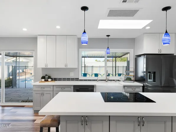 1916 E MAGDALENA Drive, Tempe, AZ 85283