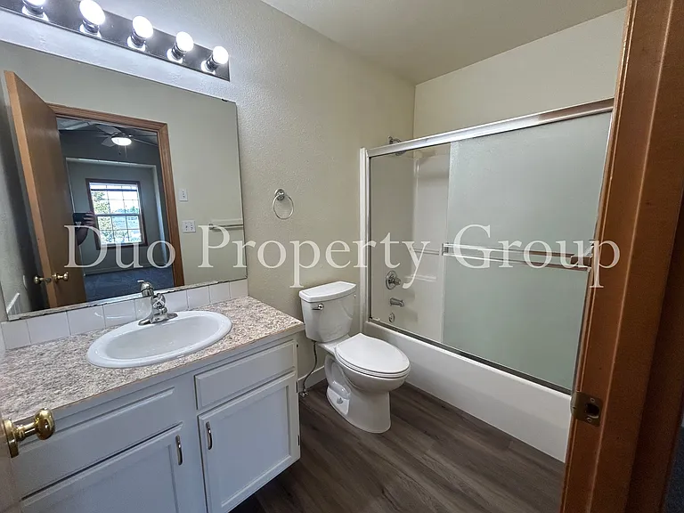 603 S 41st Ct — Photo 14