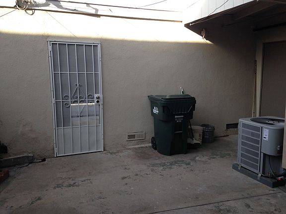 4th image of 1640 Greenport Ave APT C