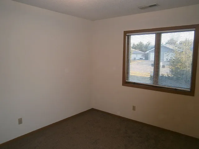 1232 Spruce Ct #D — Photo 6
