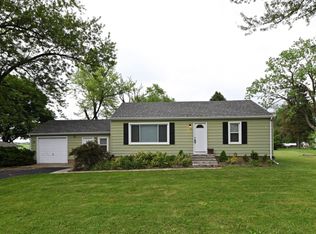 12N095 Coombs Rd, Elgin, IL 60124