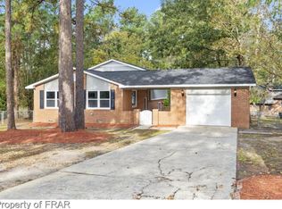 6634 Vaughn Rd, Fayetteville, NC 28304