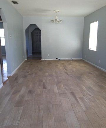 3rd image of 222 E Jefferson St