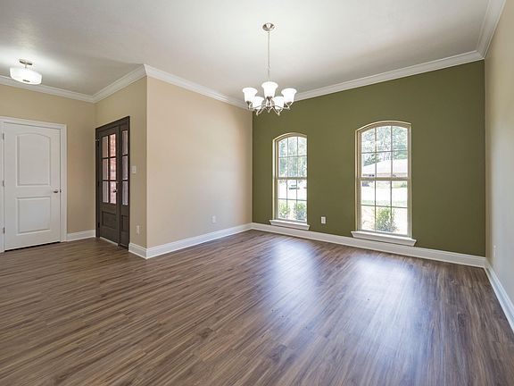 3rd image of 217 Gano St