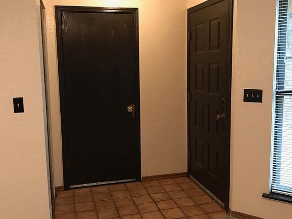 2nd image of 509 NW 115th St