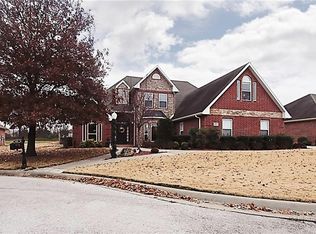 4868 N Trails End Ln, Fayetteville, AR 72764