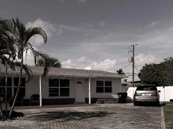 2671 NE 18th Ter, Lighthouse Point, FL 33064