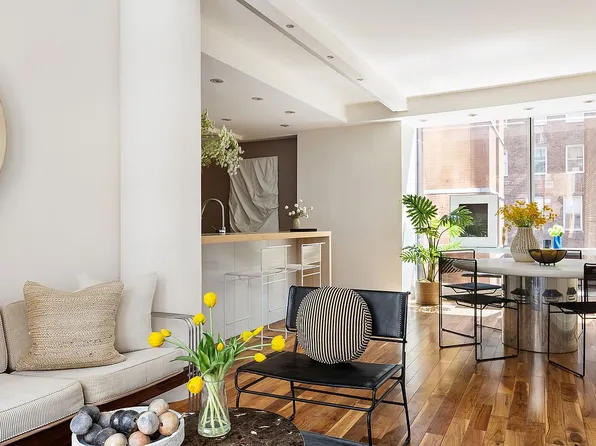 166 W 18th St APT 4A, New York, NY 10011
