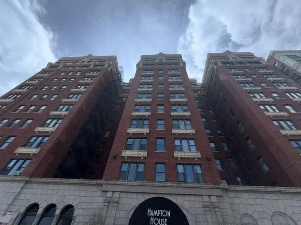 5300 S Lakeshore Dr Unit 23, Chicago, IL 60657