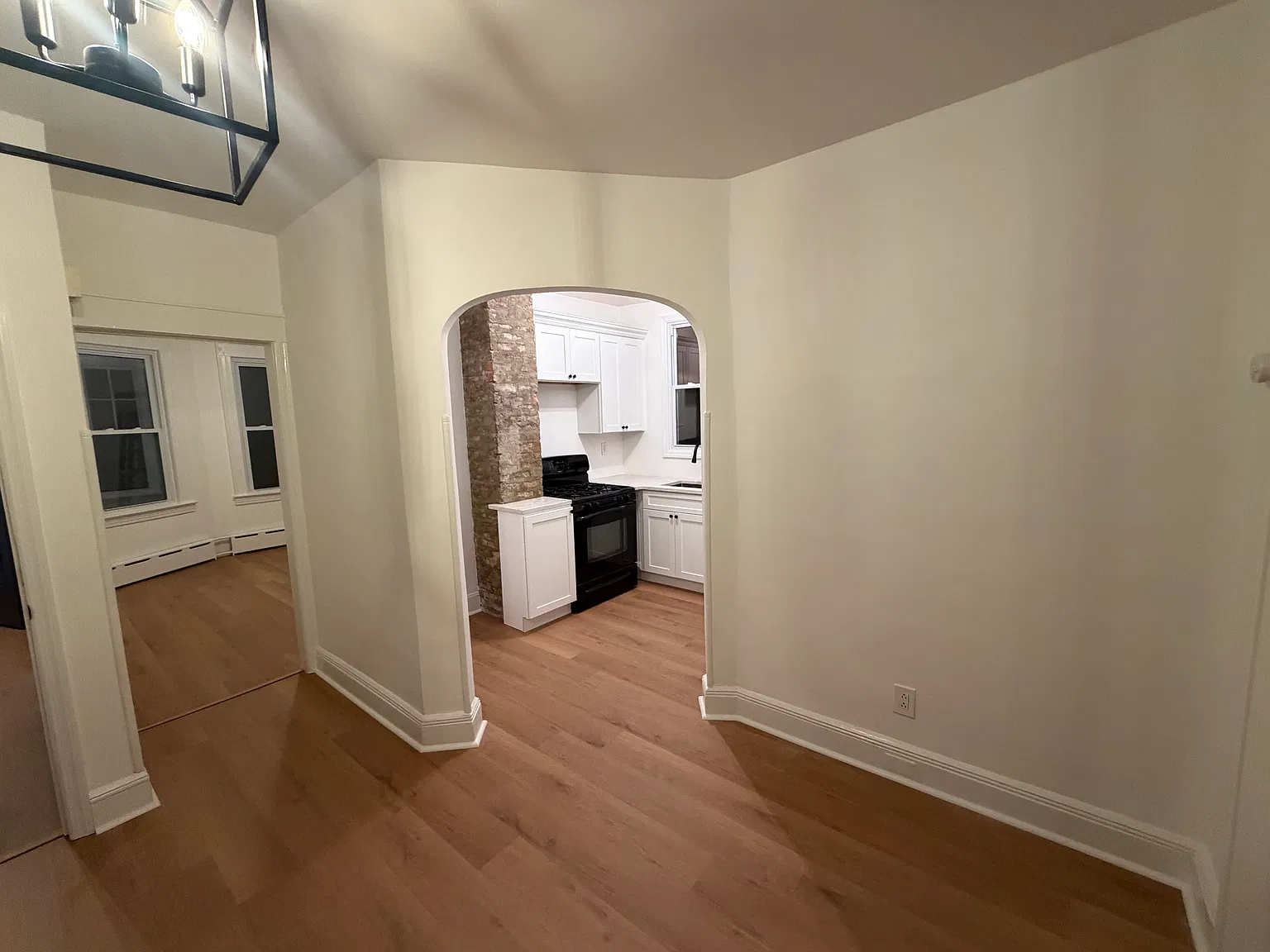 2 bed, $2,500 — Photo 4