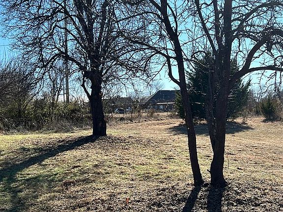 2nd image of 1816 Ranchwood Dr