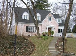 2401 Fairmont Ave, Dayton, OH 45419