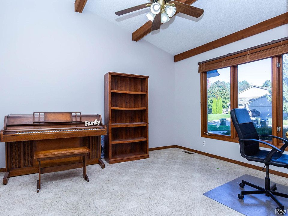 142 Stonetree Cir, photo 23