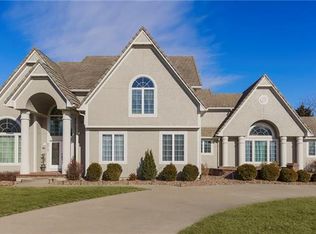 6315 Cooper St, Shawnee, KS 66218