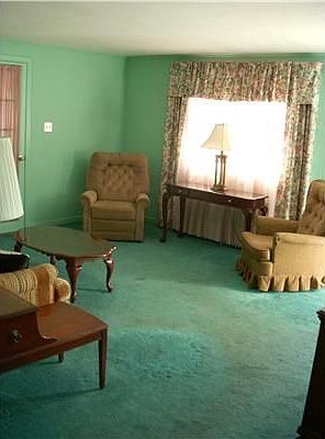 5th image of 105 Highland Ave