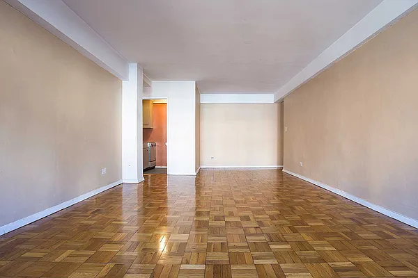 Sold by The Bamberger Group | media 3