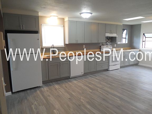 2nd image of 1705 155th St E