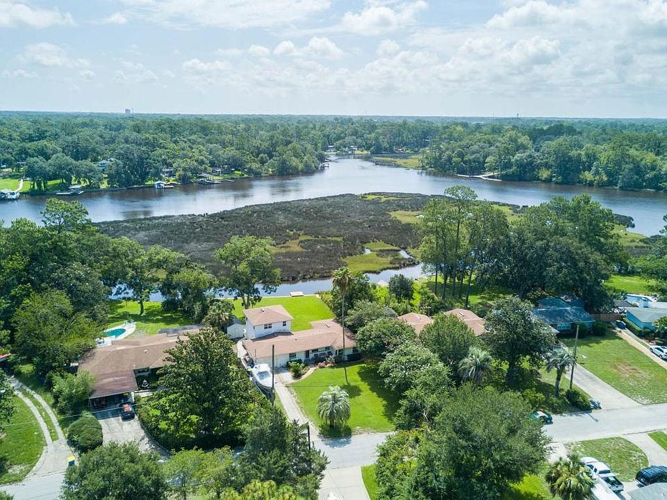 339 Brooks Cir E-6
