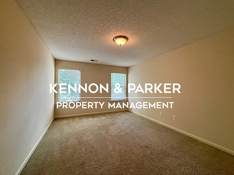 108 Blue Spruce Dr — Photo 29