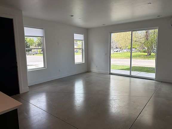 3rd image of 1618 N 31st St #102