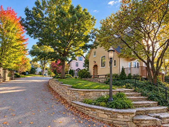 3551 Holly Ln, Cincinnati, OH 45208