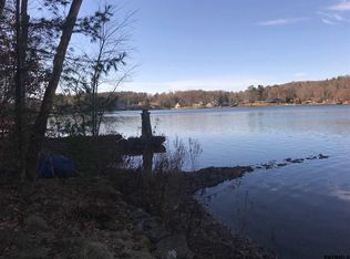 41 Connelly Way, Averill Park, NY 12018