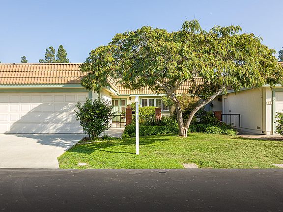 2nd image of 50 La Cumbre Cir